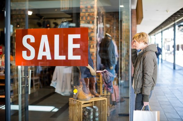 Vitrine de soldes : captez l'attention et stimulez vos ventes !